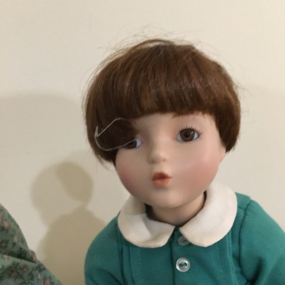 Doll - Picture 5 of 5